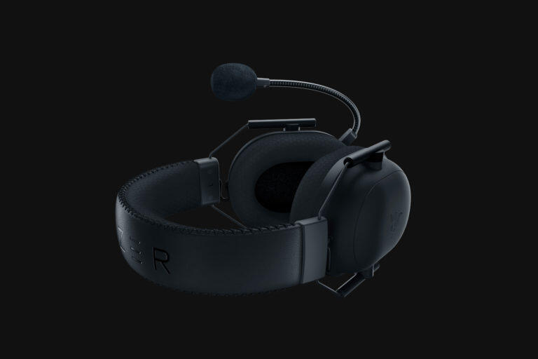 Razer Has You Covered For Christmas Gift Ideas 10 razer blackshark v2 pro 1500x1000 7 https://staging.mkaugaming.com/razer-has-you-covered-for-christmas-gift-ideas/