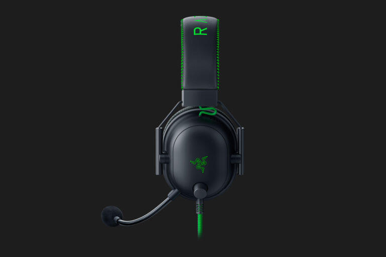 Razer Has You Covered For Christmas Gift Ideas 2 razer blackshark v2 se gallery5 1500x1000 1 https://staging.mkaugaming.com/razer-has-you-covered-for-christmas-gift-ideas/
