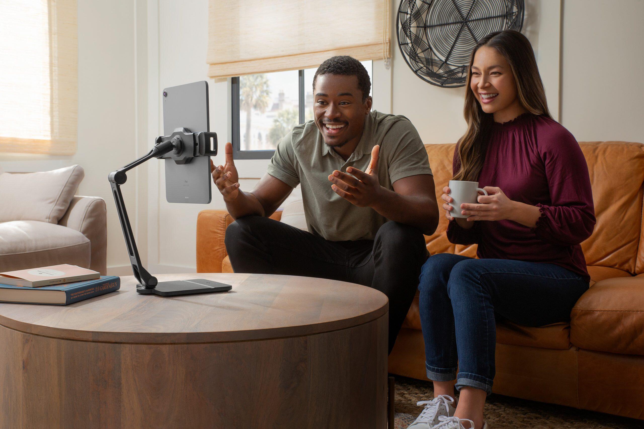Twelve South Refreshes HoverBar Duo iPad Stand With a More Flexible Build and New Colourways 4 2021 01 04 00017 scaled https://staging.mkaugaming.com/twelve-south-refreshes-hoverbar-duo-ipad-stand-with-a-more-flexible-build-and-new-colourways/