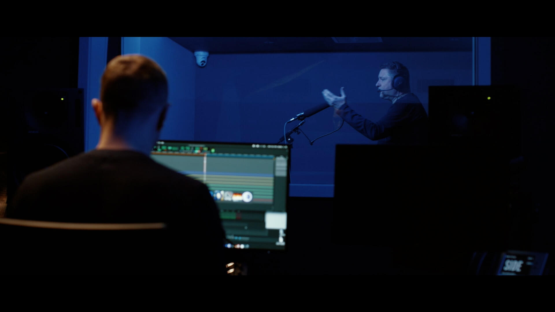 Discover A Symphony Of Circuit Sounds As F1 Manager 2022’s Behind-The-Scenes Series Accelerates 4 F1M BTS3 Still6 https://staging.mkaugaming.com/discover-a-symphony-of-circuit-sounds-as-f1-manager-2022s-behind-the-scenes-series-accelerates/