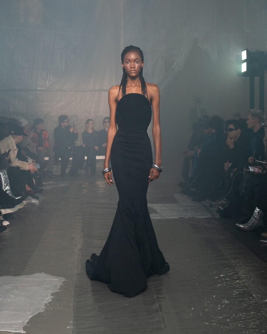 Innovative Fashion Meets The Diablo Universe In A New Partnership With Han Kjøbenhavn 17 2023 02 25 00047 https://staging.mkaugaming.com/innovative-fashion-meets-the-diablo-universe-in-a-new-partnership-with-han-kjobenhavn/