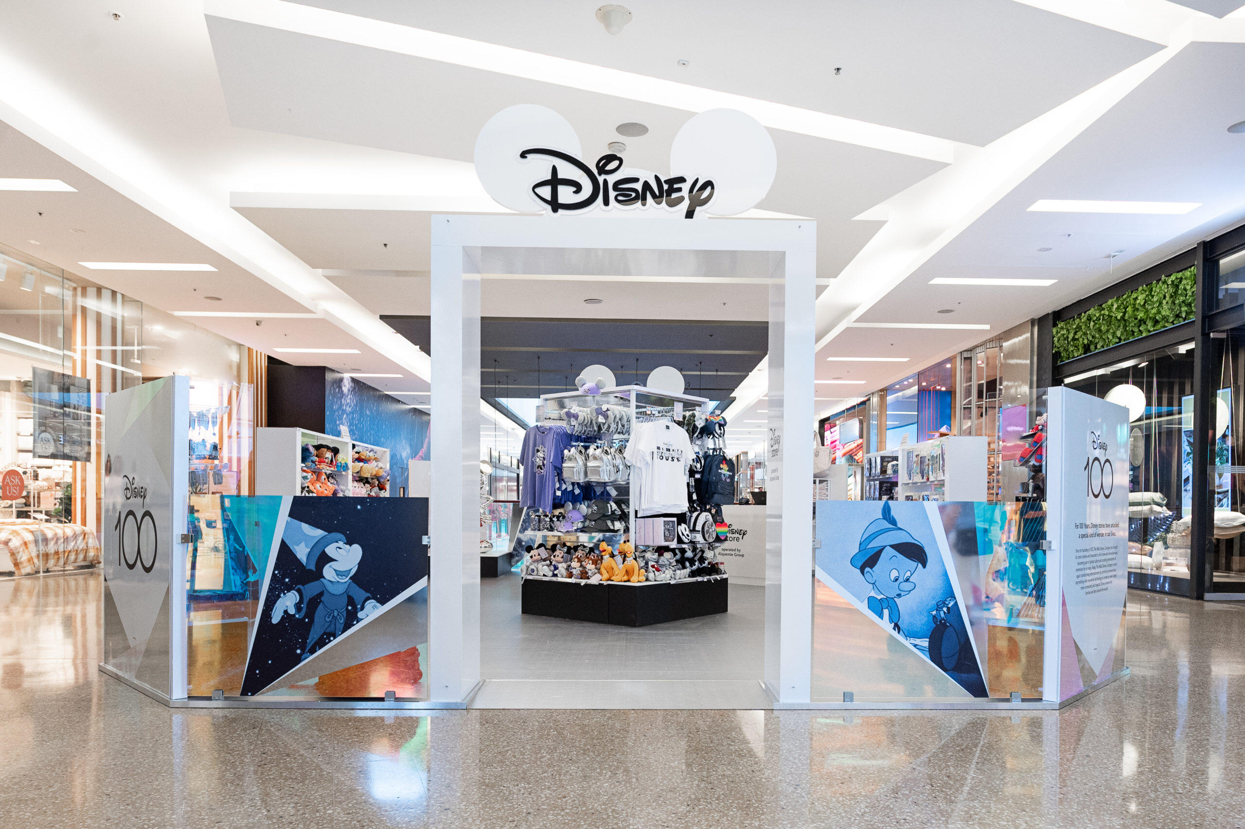 Westfield Brings Disney Store Pop-Ups To Fans In Celebration Of Disney100 Years Of Wonder 3 05 Disney Store Pop Ups at Westfield Bondi Junction scaled https://staging.mkaugaming.com/westfield-brings-disney-store-pop-ups-to-fans-in-celebration-of-disney100-years-of-wonder/