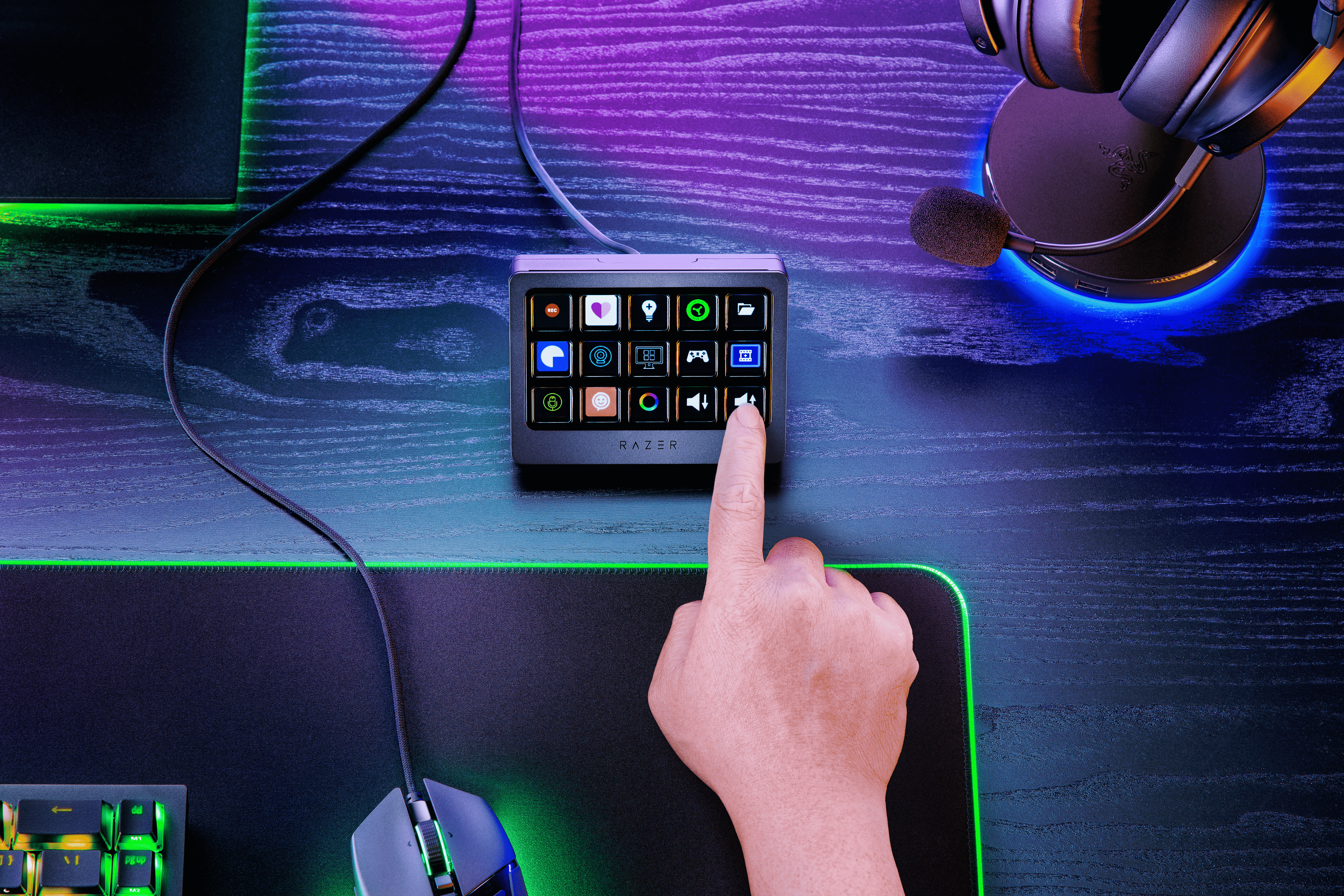 Elevate Your Stream Or Workflow With The Compact New Razer Stream Controller X 1 Stream Controller X 146 H1R1 https://staging.mkaugaming.com/elevate-your-stream-or-workflow-with-the-compact-new-razer-stream-controller-x/