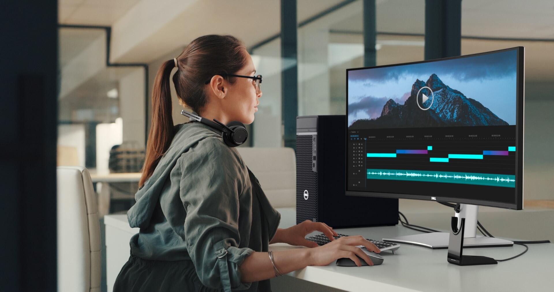 Dell XPS 13 Plus and New UltraSharp Displays Availability 45 gettyimages 1283021188 u3824dw op700 wl7022 km7321w https://staging.mkaugaming.com/dell-xps-13-plus-and-new-ultrasharp-displays-availability/