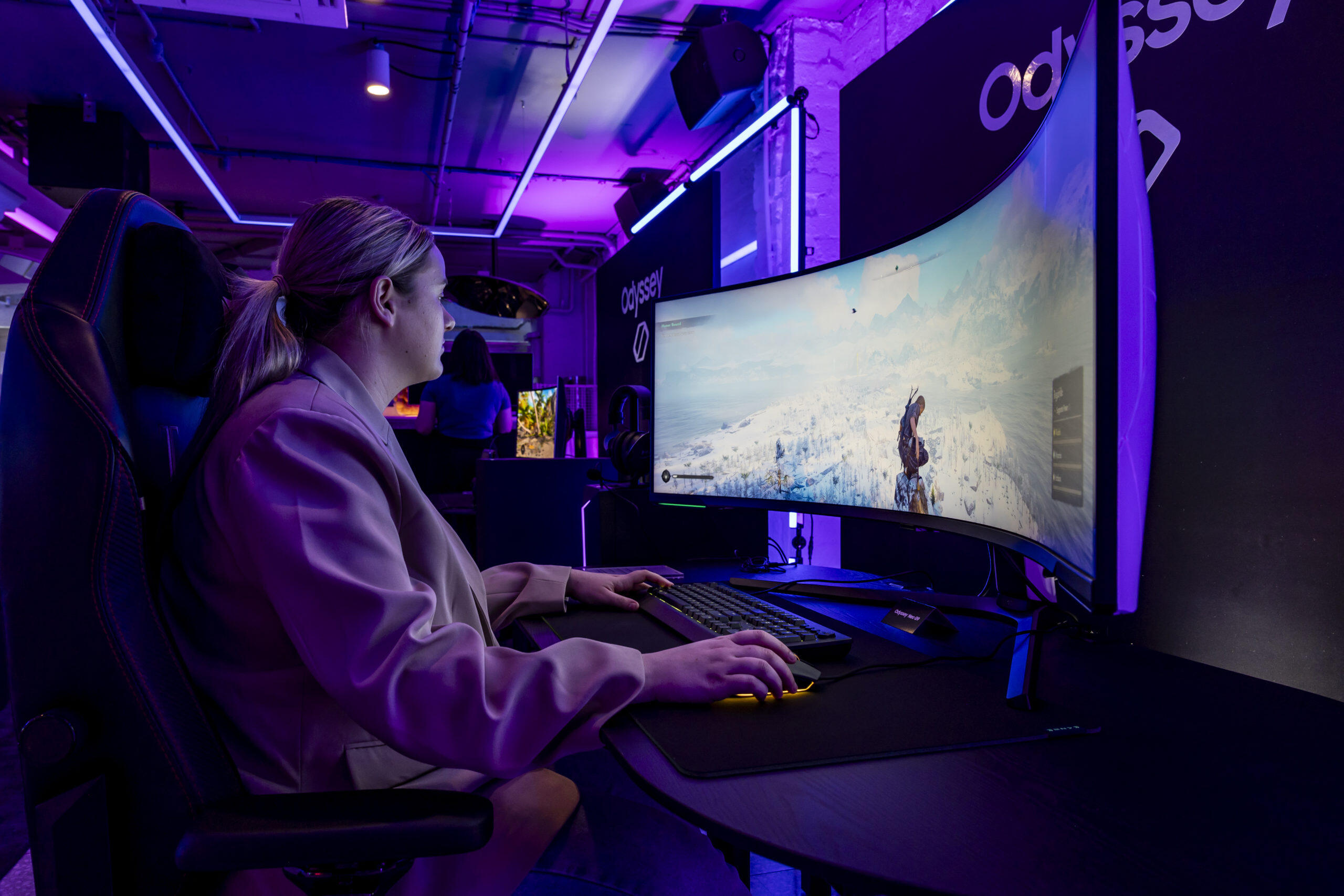 Samsung Electronics Unveils World’s First Dual UHD Gaming Monitor: 57" Odyssey Neo G9 3 20230823 SamsungOdyssey PRINTRES 12 scaled https://staging.mkaugaming.com/samsung-electronics-unveils-worlds-first-dual-uhd-gaming-monitor-57-odyssey-neo-g9/