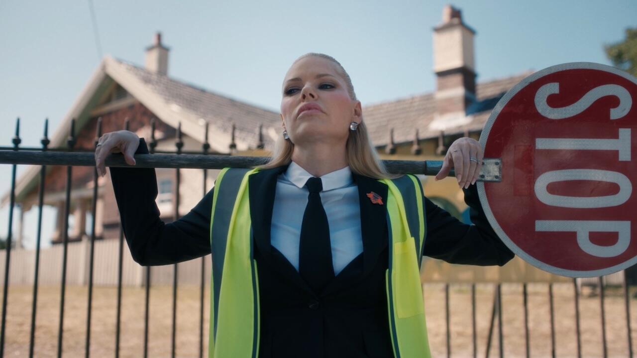 Sophie Monk Is The Aussie Replacer For The Launch Of Call of Duty: Black Ops 6 5 BO6 The Replacer Sophie Smoko https://staging.mkaugaming.com/sophie-monk-is-the-aussie-replacer-for-the-launch-of-call-of-duty-black-ops-6/