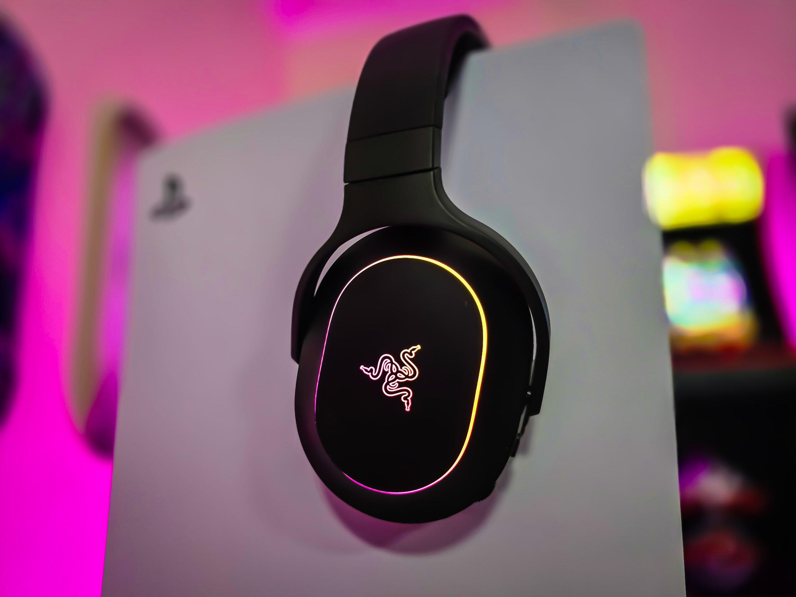 Razer Barracuda X Chroma Wireless RGB Headset (Hardware) - Review 4 PSX 20241107 195553 scaled https://staging.mkaugaming.com/all-review-list/razer-barracuda-x-chroma-wireless-rgb-headset-hardware-review/