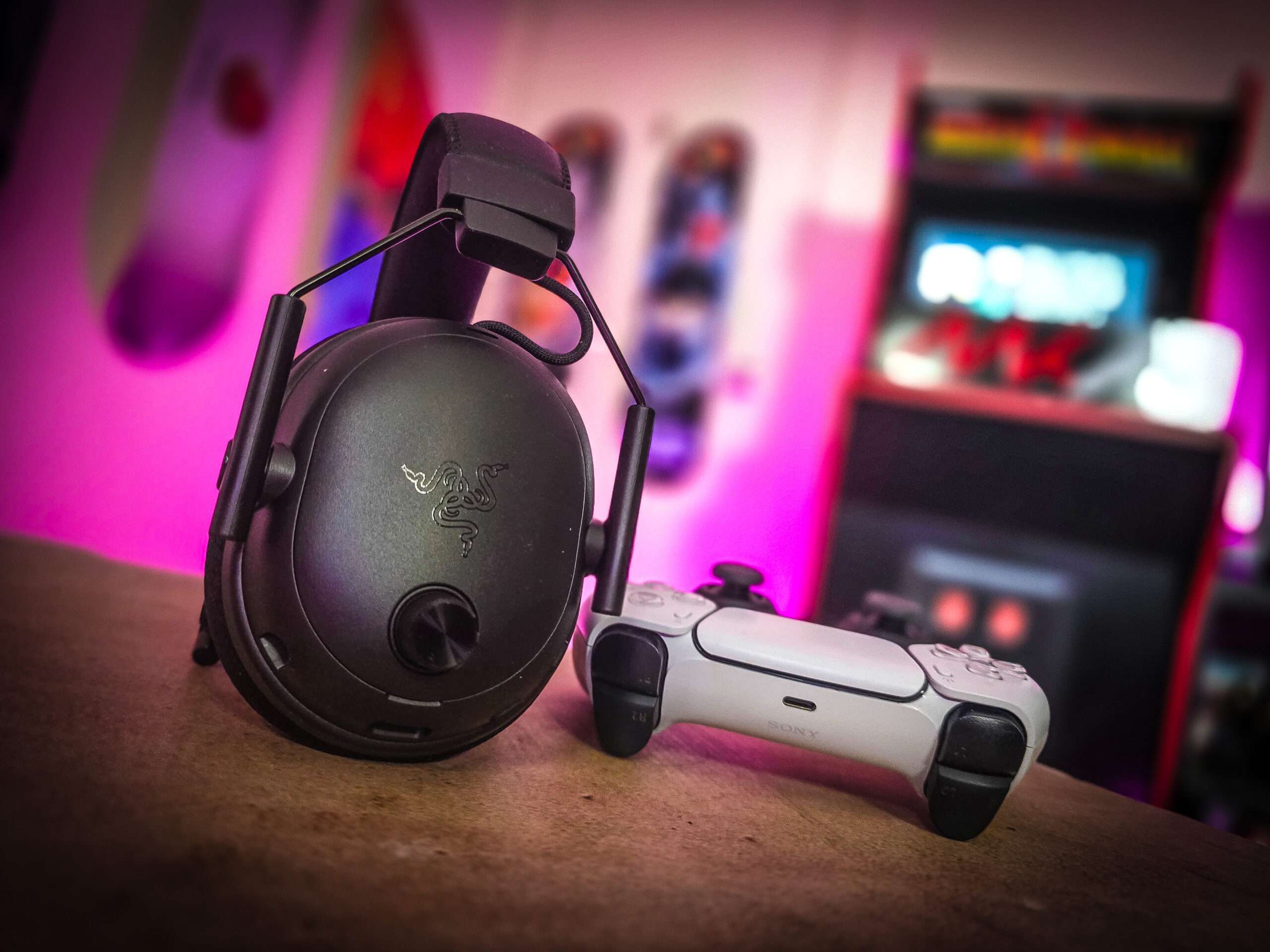 Razer BlackShark V3 Pro Wireless Headset (Hardware) - Review 2 PSX 20250810 225548 scaled https://staging.mkaugaming.com/all-review-list/razer-blackshark-v3-pro-wireless-headset-hardware-review/