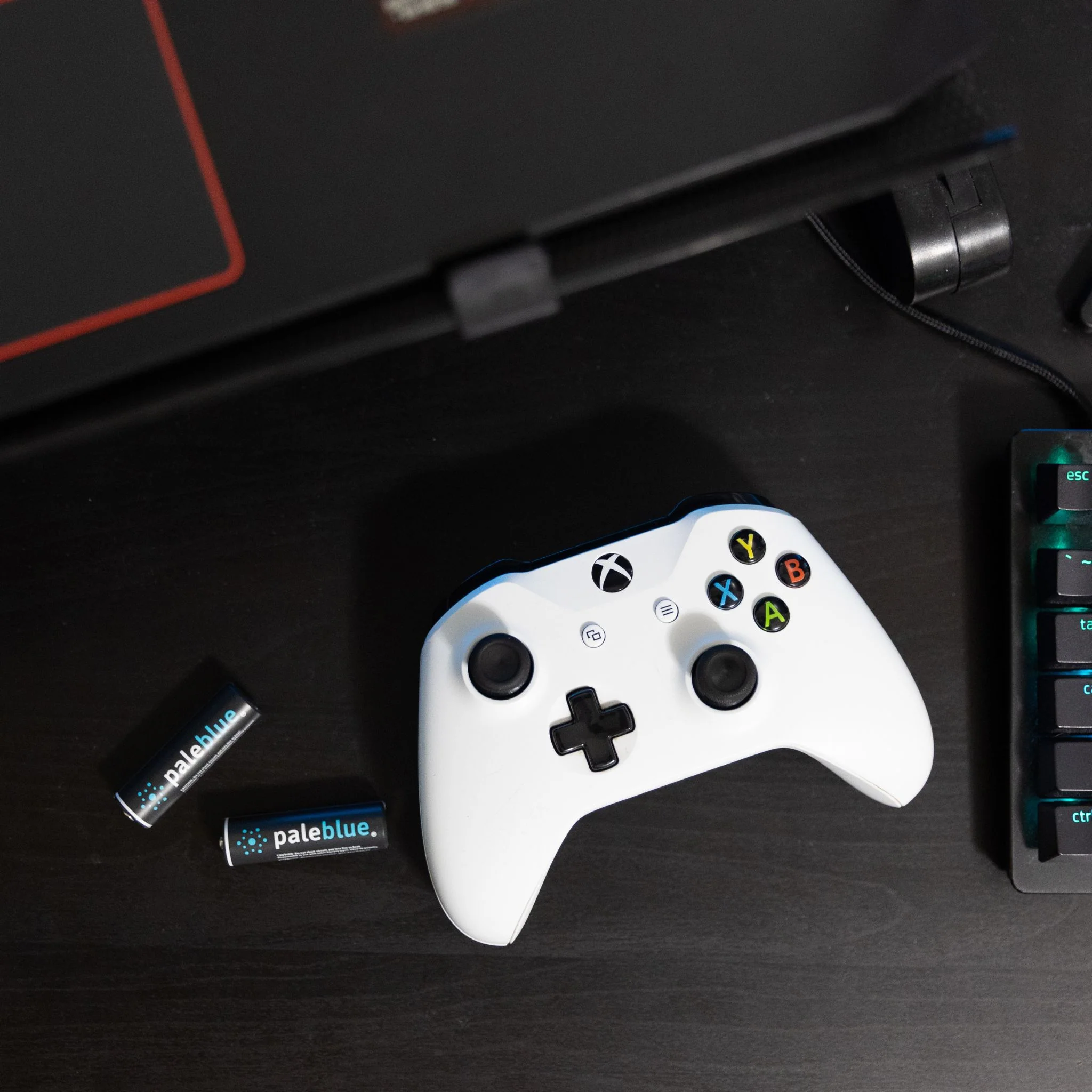 Paleblue AA USB-C Rechargeable Batteries (Hardware) - Review 4 https://staging.mkaugaming.com/all-review-list/paleblue-aa-usb-c-rechargeable-batteries-hardware-review/